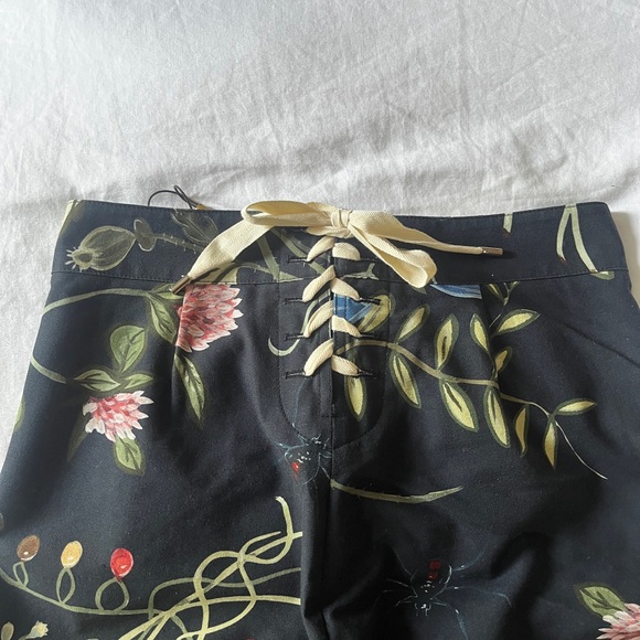 Gucci navy Pants with Floral Accents - Picture 8 of 10